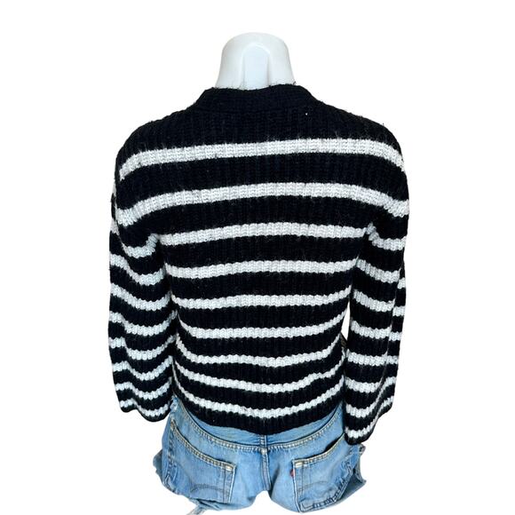 Slate & Willow Black White Striped Cardigan Sweater SMALL Fuzzy Cropped $115 - Picture 8 of 10